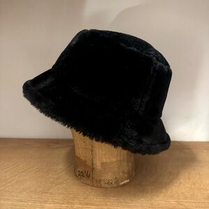 Bucket Hat - Faux Fur, *NEVER WORN*